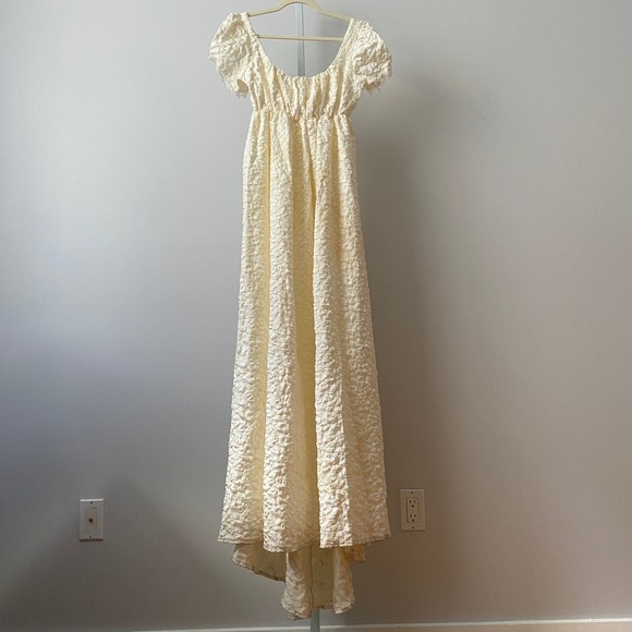Unbranded Dresses & Skirts - VTG S/M Cream Maxi Dress Puff Sleeve Empire Waist Textured Cloque Gown